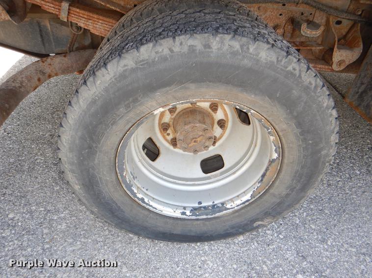 image for item DG1097 2007 Ford F350 Super Duty XL dump bed pickup truck