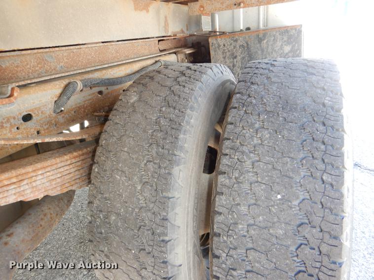 image for item DG1097 2007 Ford F350 Super Duty XL dump bed pickup truck