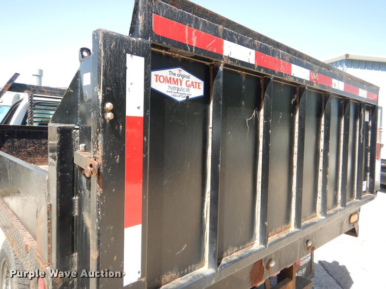 image for item DG1097 2007 Ford F350 Super Duty XL dump bed pickup truck