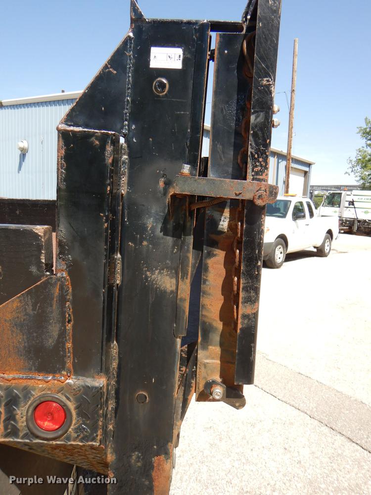 image for item DG1097 2007 Ford F350 Super Duty XL dump bed pickup truck