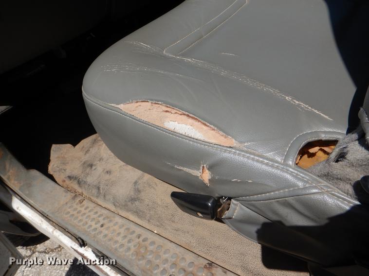 image for item DG1097 2007 Ford F350 Super Duty XL dump bed pickup truck