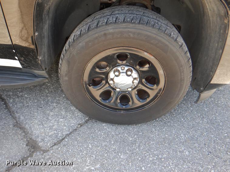 image for item DG1099 2011 Chevrolet Tahoe Police SUV