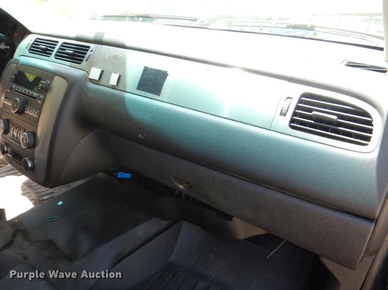 image for item DG1099 2011 Chevrolet Tahoe Police SUV