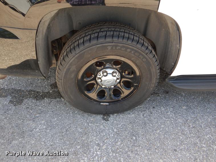 image for item DG1099 2011 Chevrolet Tahoe Police SUV