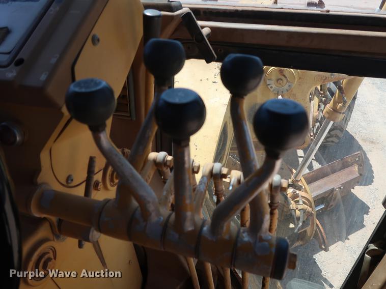 image for item DG3466 1984 Caterpillar 140G motor grader