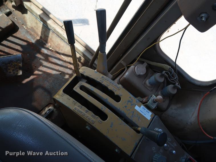 image for item DG3466 1984 Caterpillar 140G motor grader