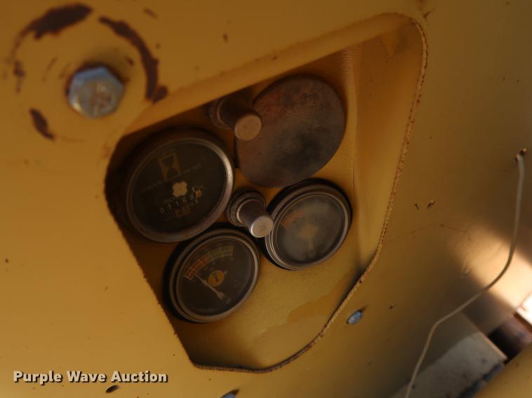 image for item DG3466 1984 Caterpillar 140G motor grader