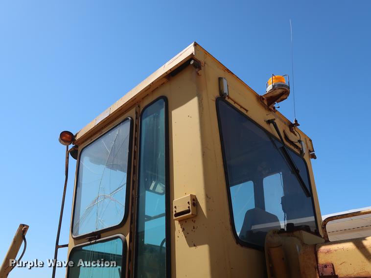 image for item DG3466 1984 Caterpillar 140G motor grader