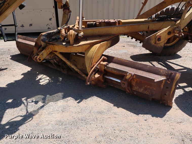 image for item DG3466 1984 Caterpillar 140G motor grader
