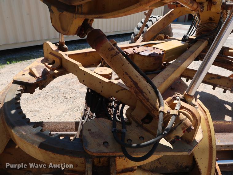 image for item DG3466 1984 Caterpillar 140G motor grader