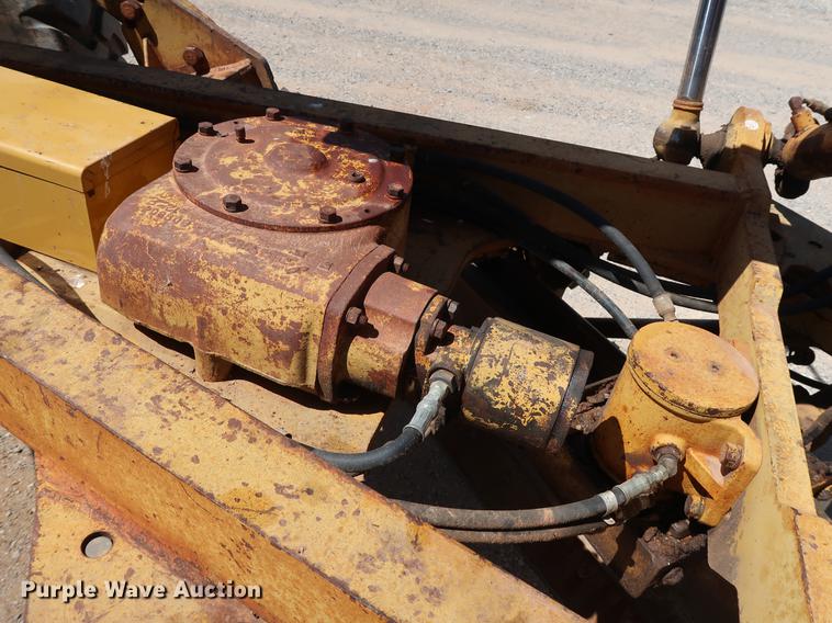 image for item DG3466 1984 Caterpillar 140G motor grader