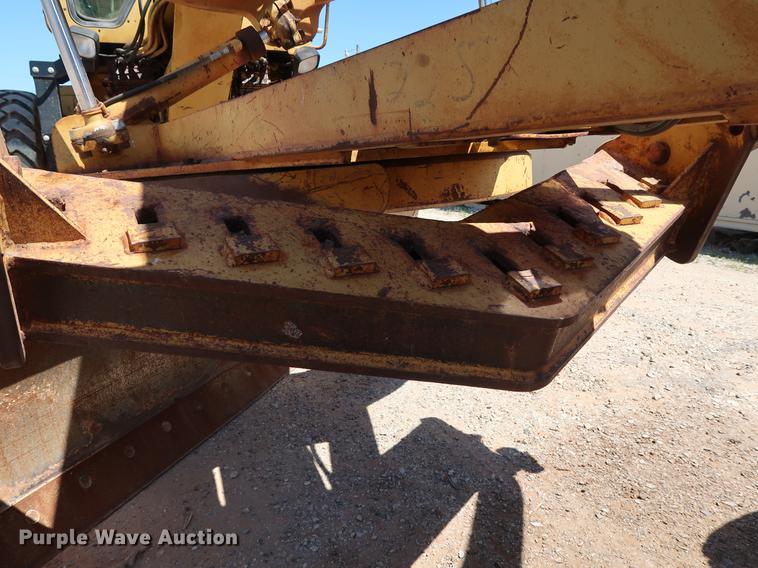 image for item DG3466 1984 Caterpillar 140G motor grader