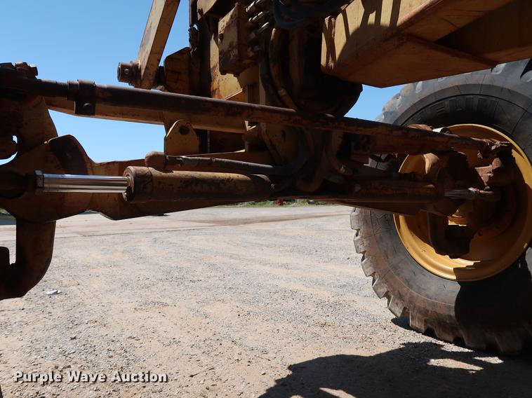 image for item DG3466 1984 Caterpillar 140G motor grader