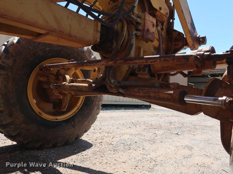 image for item DG3466 1984 Caterpillar 140G motor grader