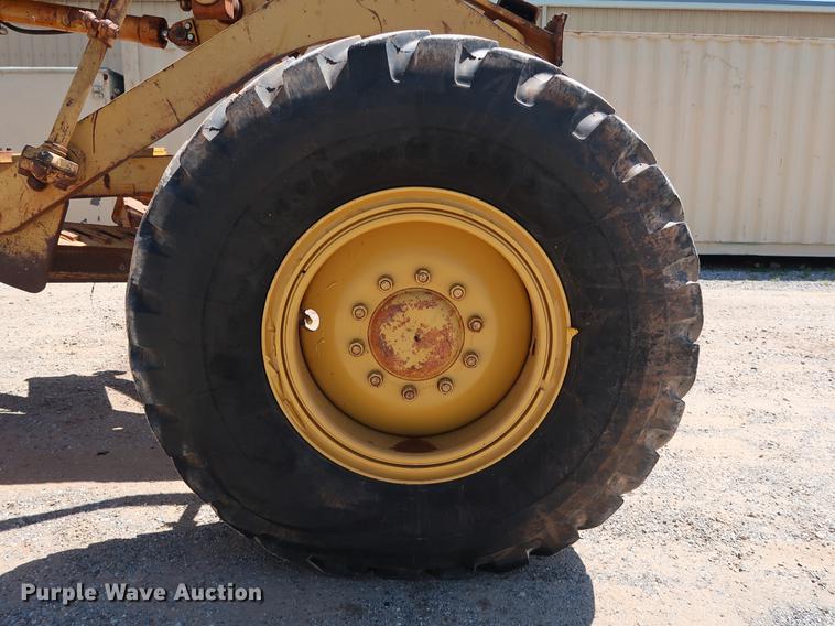 image for item DG3466 1984 Caterpillar 140G motor grader