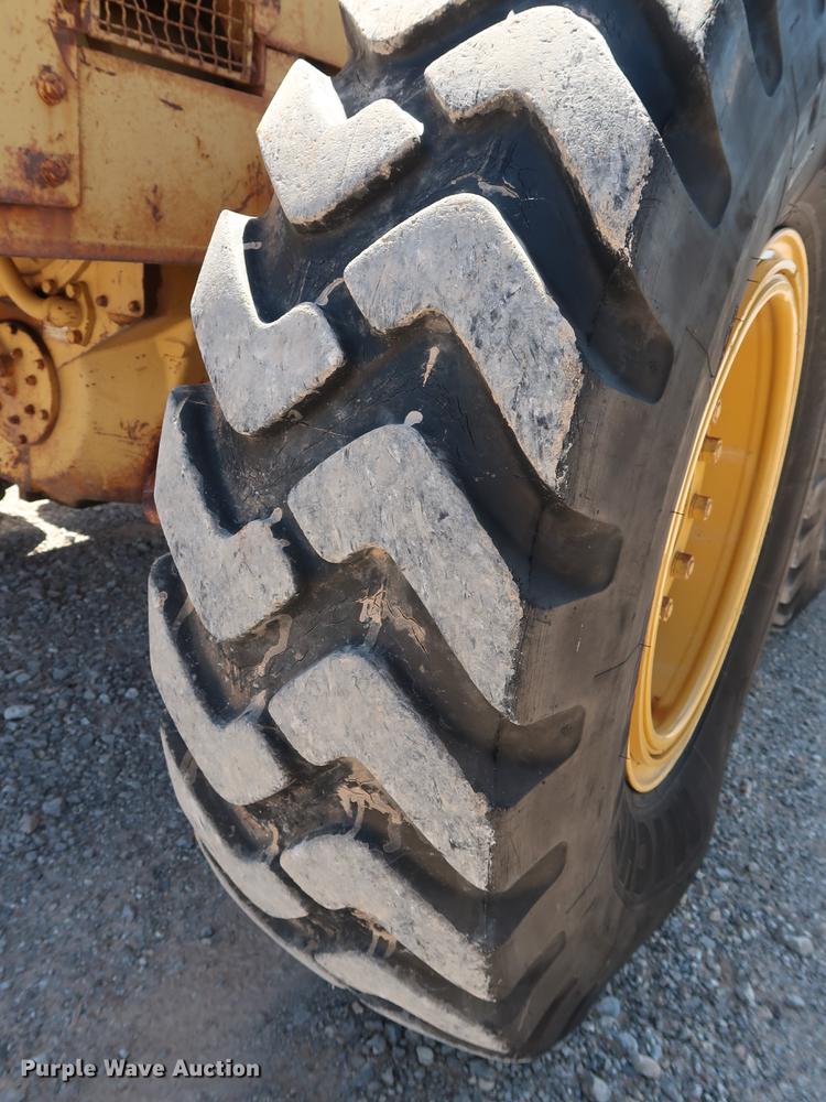 image for item DG3466 1984 Caterpillar 140G motor grader