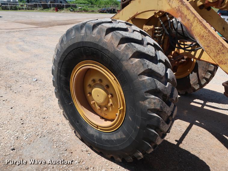 image for item DG3466 1984 Caterpillar 140G motor grader