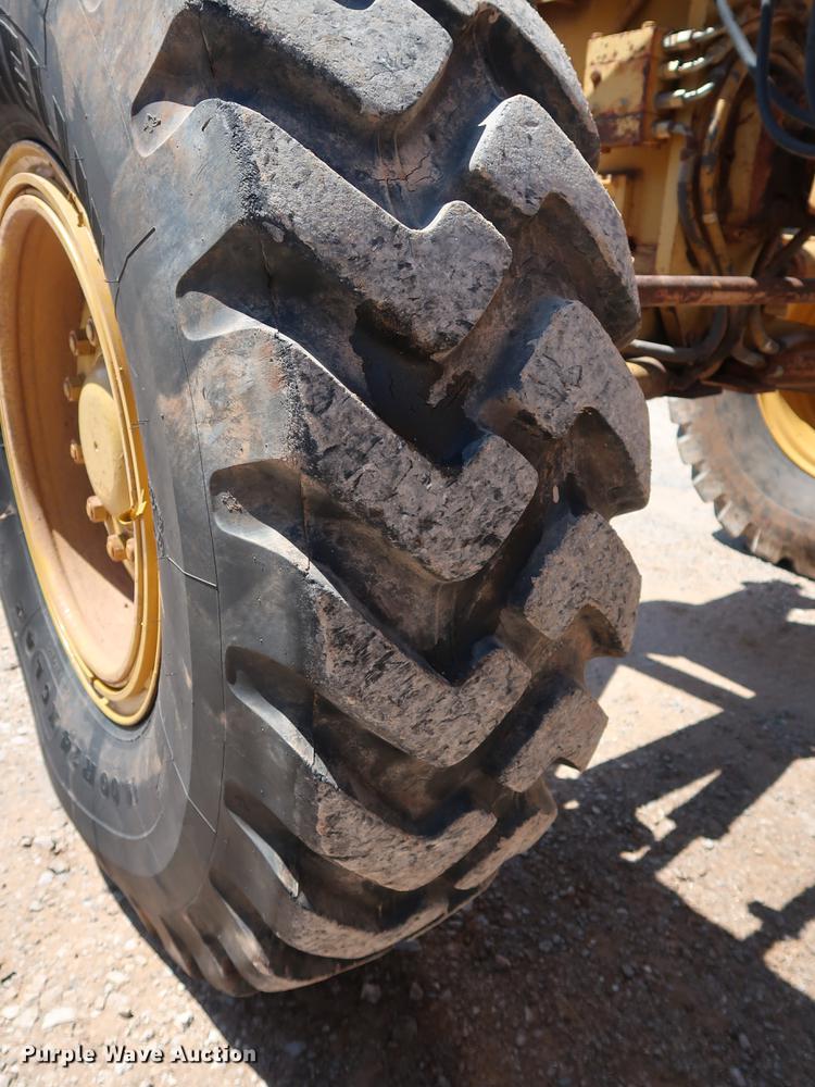 image for item DG3466 1984 Caterpillar 140G motor grader