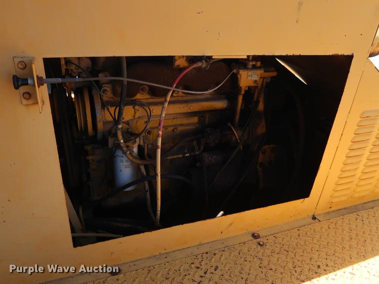 image for item DG3467 Ferguson SP1130 pneumatic roller