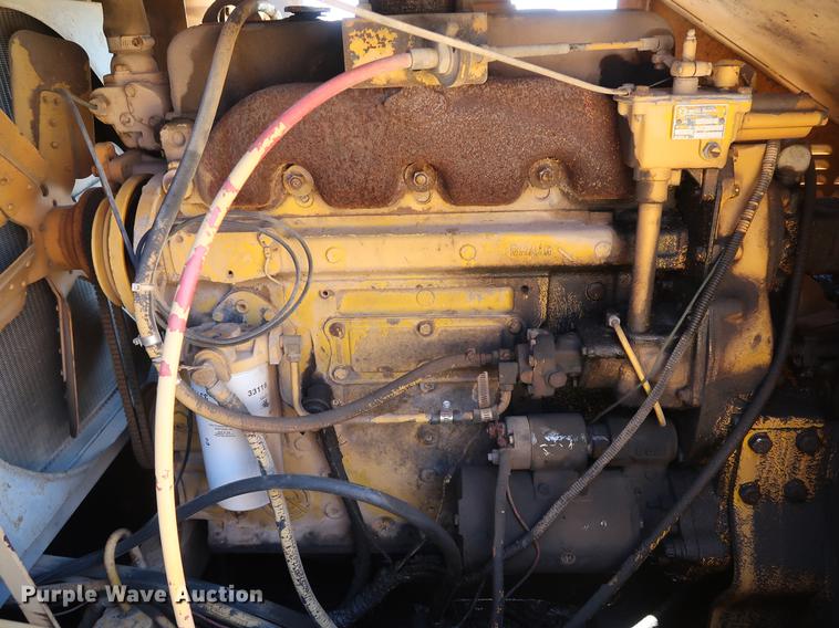 image for item DG3467 Ferguson SP1130 pneumatic roller