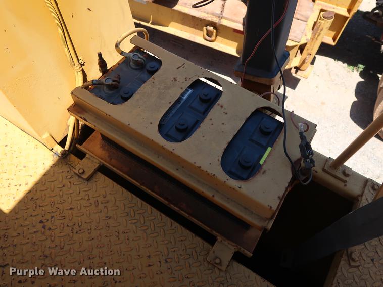 image for item DG3467 Ferguson SP1130 pneumatic roller