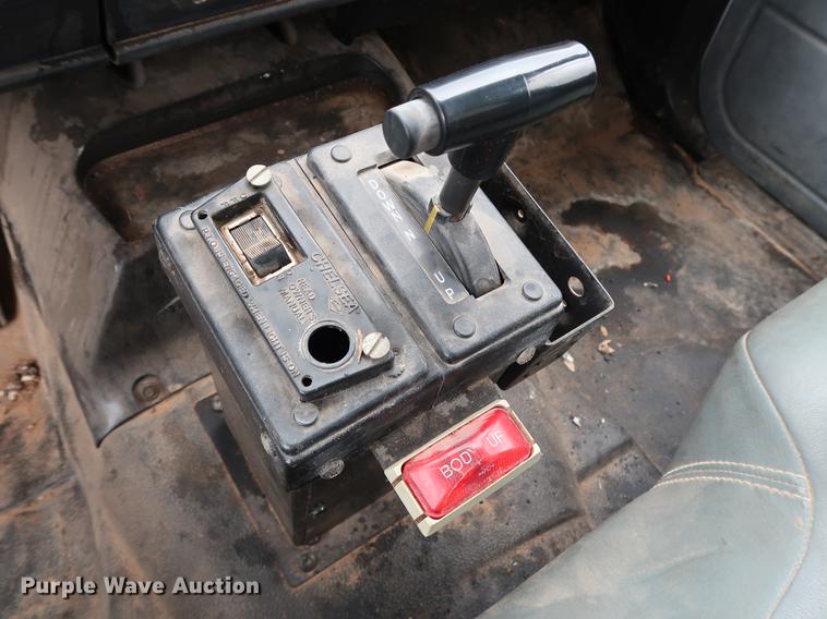 image for item DG3474 1998 Chevrolet C7500 dump truck