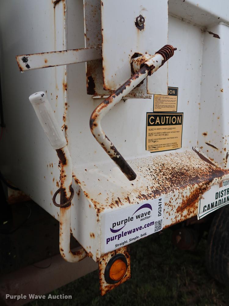 image for item DG3474 1998 Chevrolet C7500 dump truck