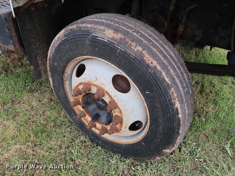 image for item DG3474 1998 Chevrolet C7500 dump truck