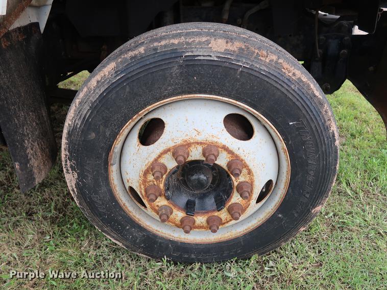 image for item DG3474 1998 Chevrolet C7500 dump truck