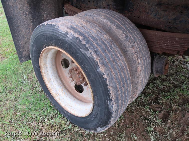 image for item DG3474 1998 Chevrolet C7500 dump truck