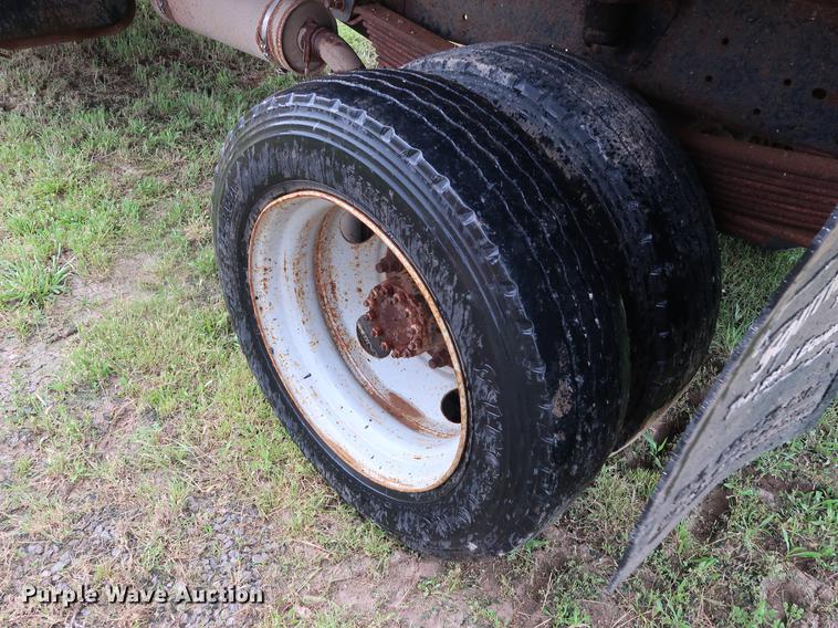 image for item DG3474 1998 Chevrolet C7500 dump truck