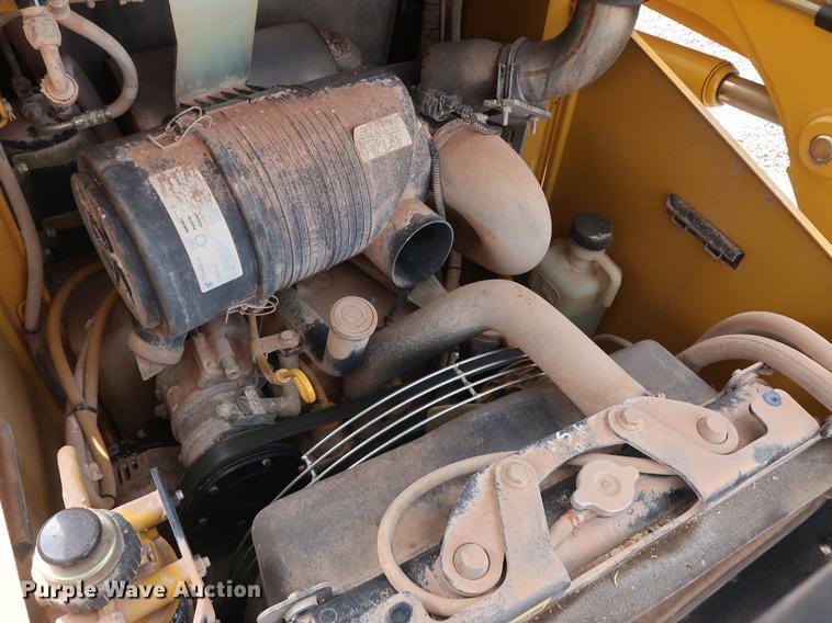 image for item DG3475 2008 John Deere 325 skid steer