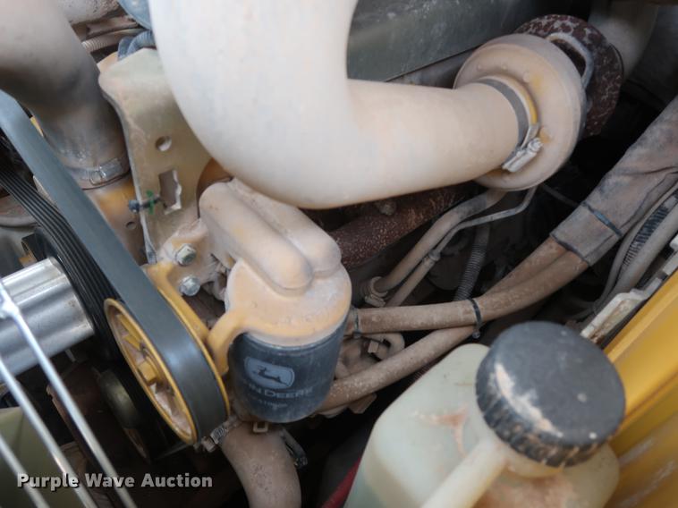 image for item DG3475 2008 John Deere 325 skid steer