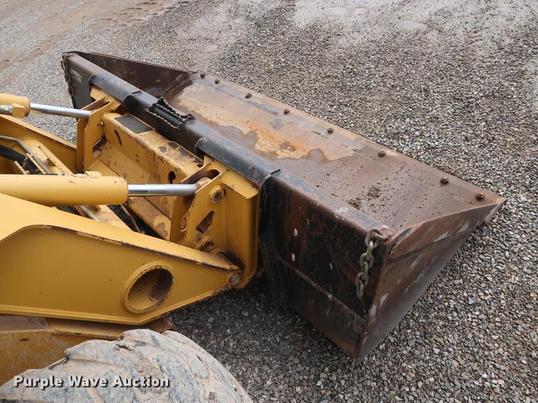 image for item DG3475 2008 John Deere 325 skid steer