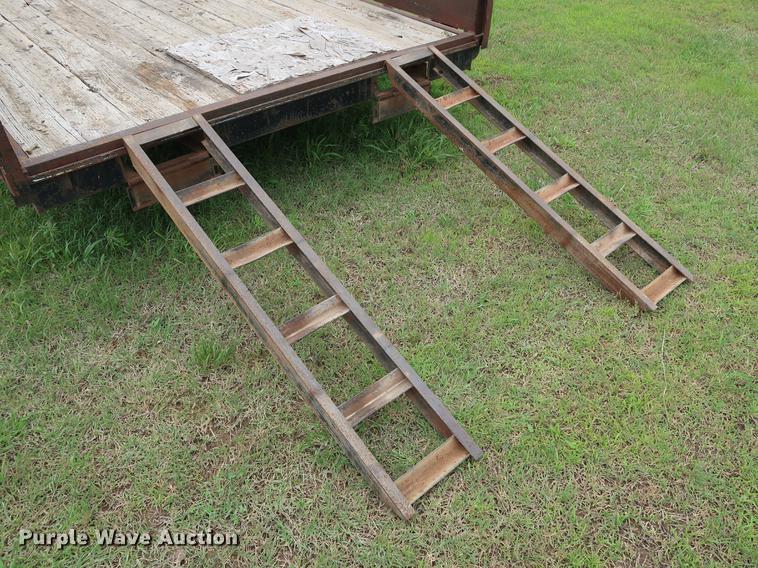 image for item DG3476 2004 Horsecreek utility trailer
