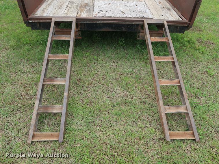 image for item DG3476 2004 Horsecreek utility trailer