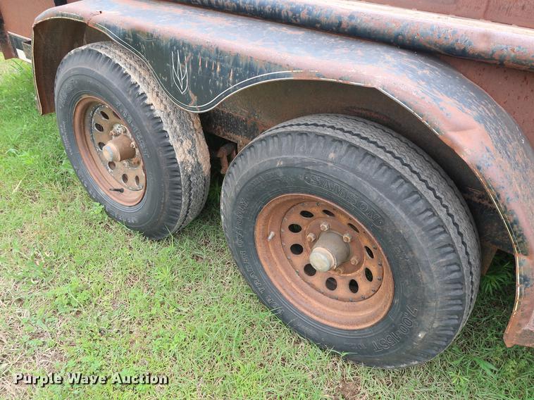 image for item DG3476 2004 Horsecreek utility trailer