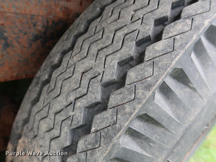 image for item DG3476 2004 Horsecreek utility trailer