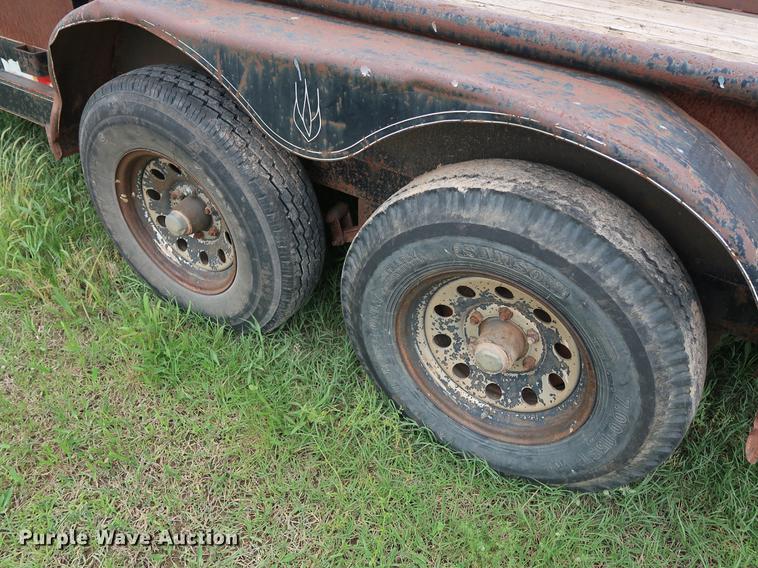 image for item DG3476 2004 Horsecreek utility trailer