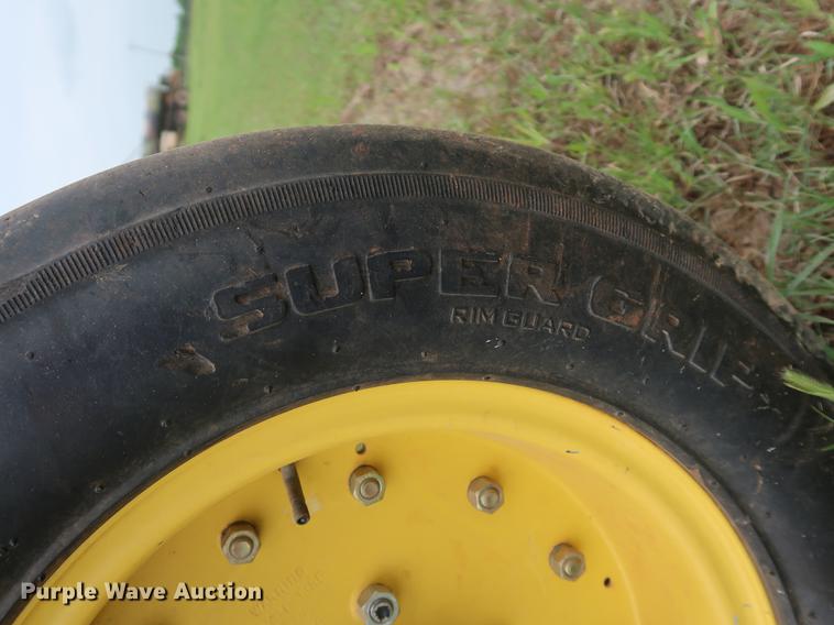 image for item DG3478 2015 John Deere CX15 batwing rotary mower