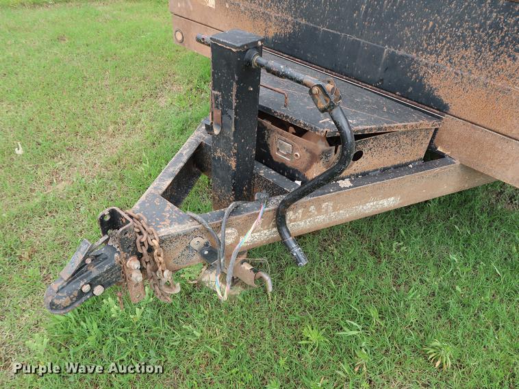 image for item DG3479 2010 Lamar dump trailer
