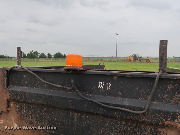image for item DG3479 2010 Lamar dump trailer