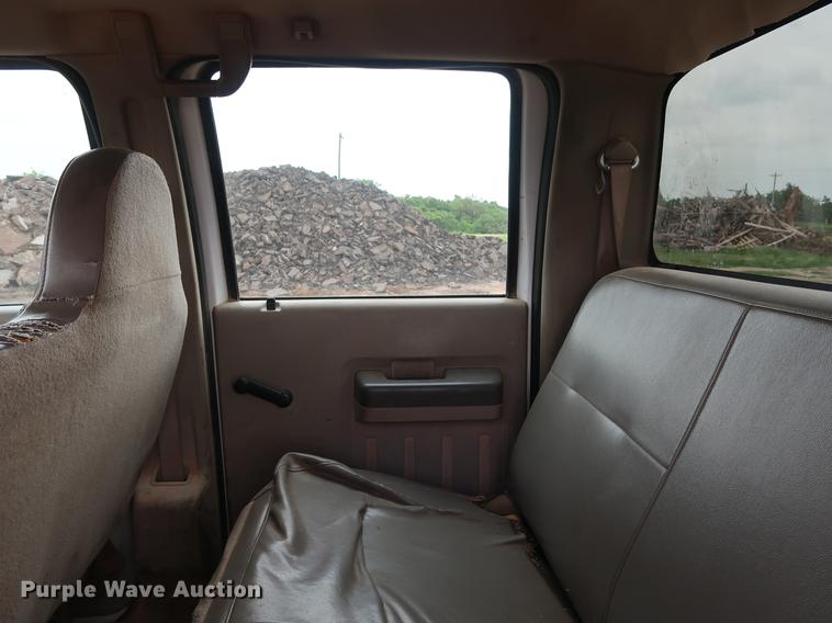 image for item DG3481 2008 Ford F250 Super Duty XL Crew Cab pickup truck