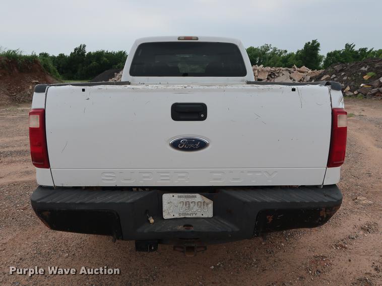 image for item DG3481 2008 Ford F250 Super Duty XL Crew Cab pickup truck