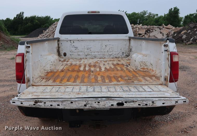 image for item DG3481 2008 Ford F250 Super Duty XL Crew Cab pickup truck