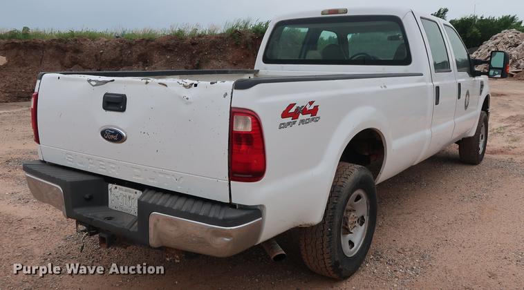 image for item DG3482 2008 Ford F250 Super Duty XL Crew Cab pickup truck