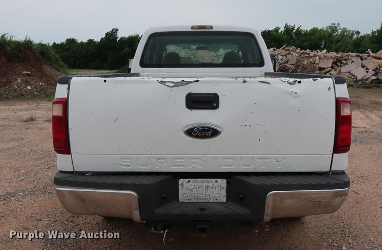 image for item DG3482 2008 Ford F250 Super Duty XL Crew Cab pickup truck