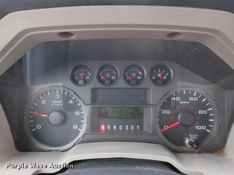 image for item DG3482 2008 Ford F250 Super Duty XL Crew Cab pickup truck