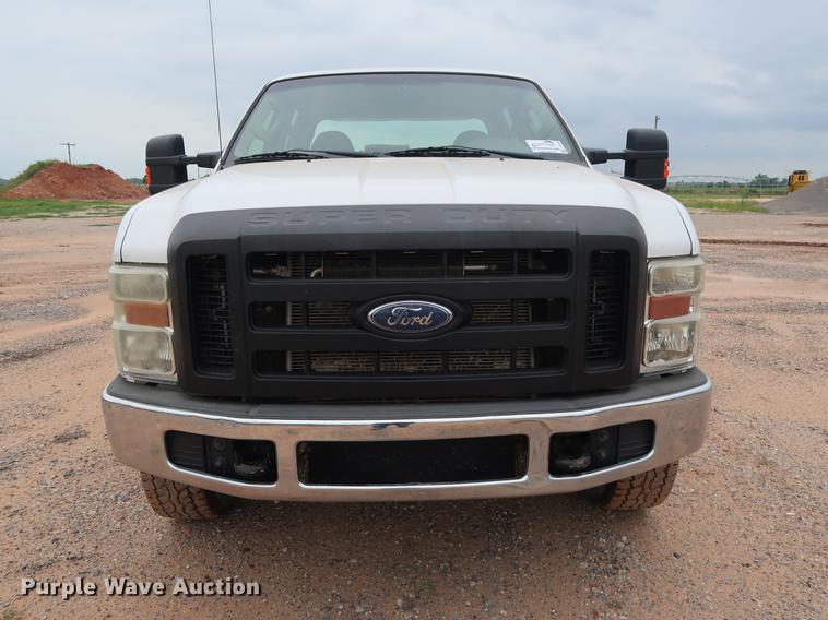 image for item DG3482 2008 Ford F250 Super Duty XL Crew Cab pickup truck