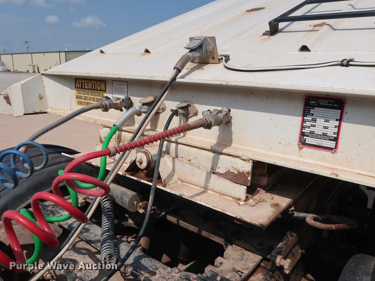image for item DG3483 2009 CTS BDT-40 bottom dump trailer